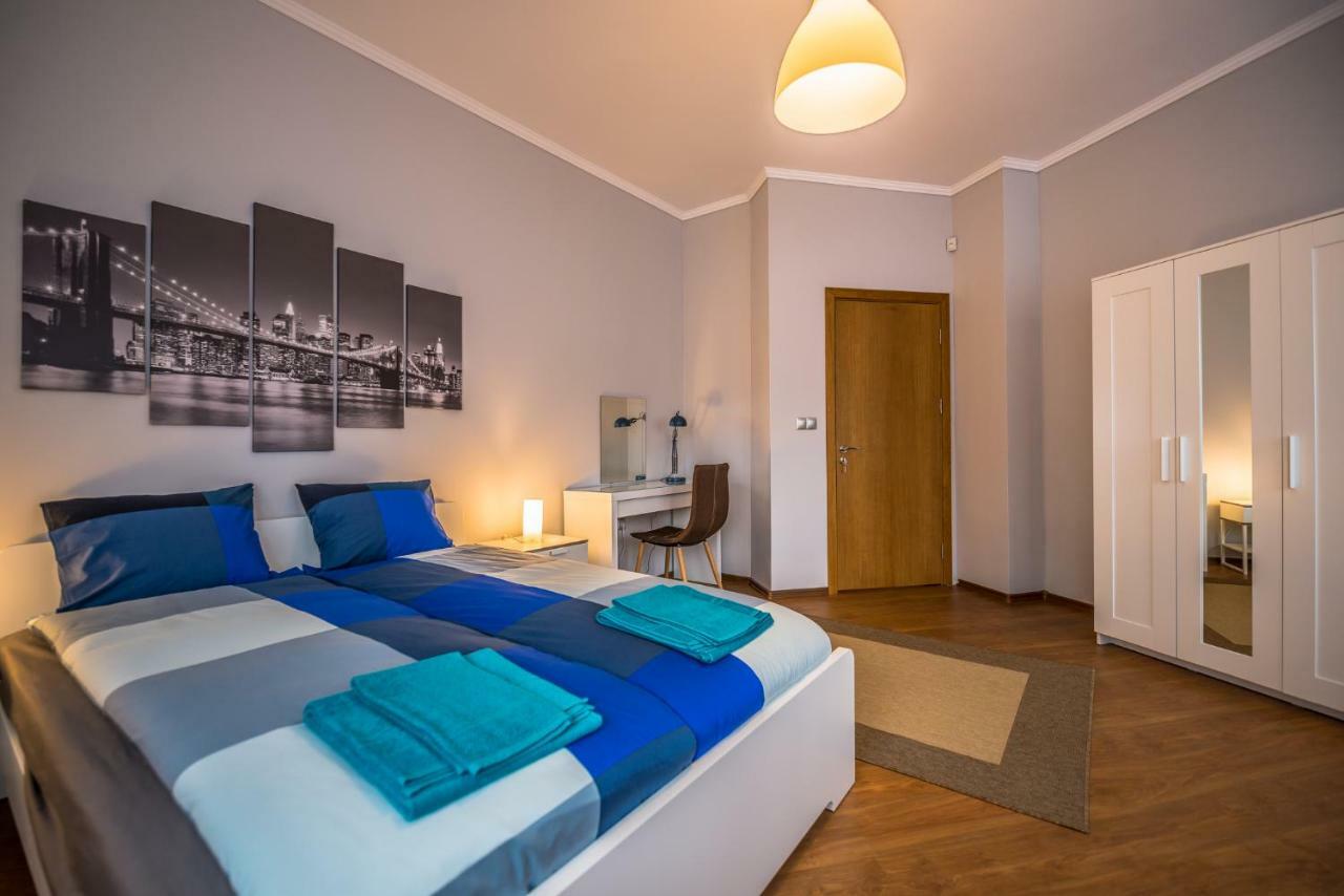 5Th Avenue Sofia Two Bedroom, Two Bathroom, Positano Street Suite By Flat Mаnager Luaran gambar